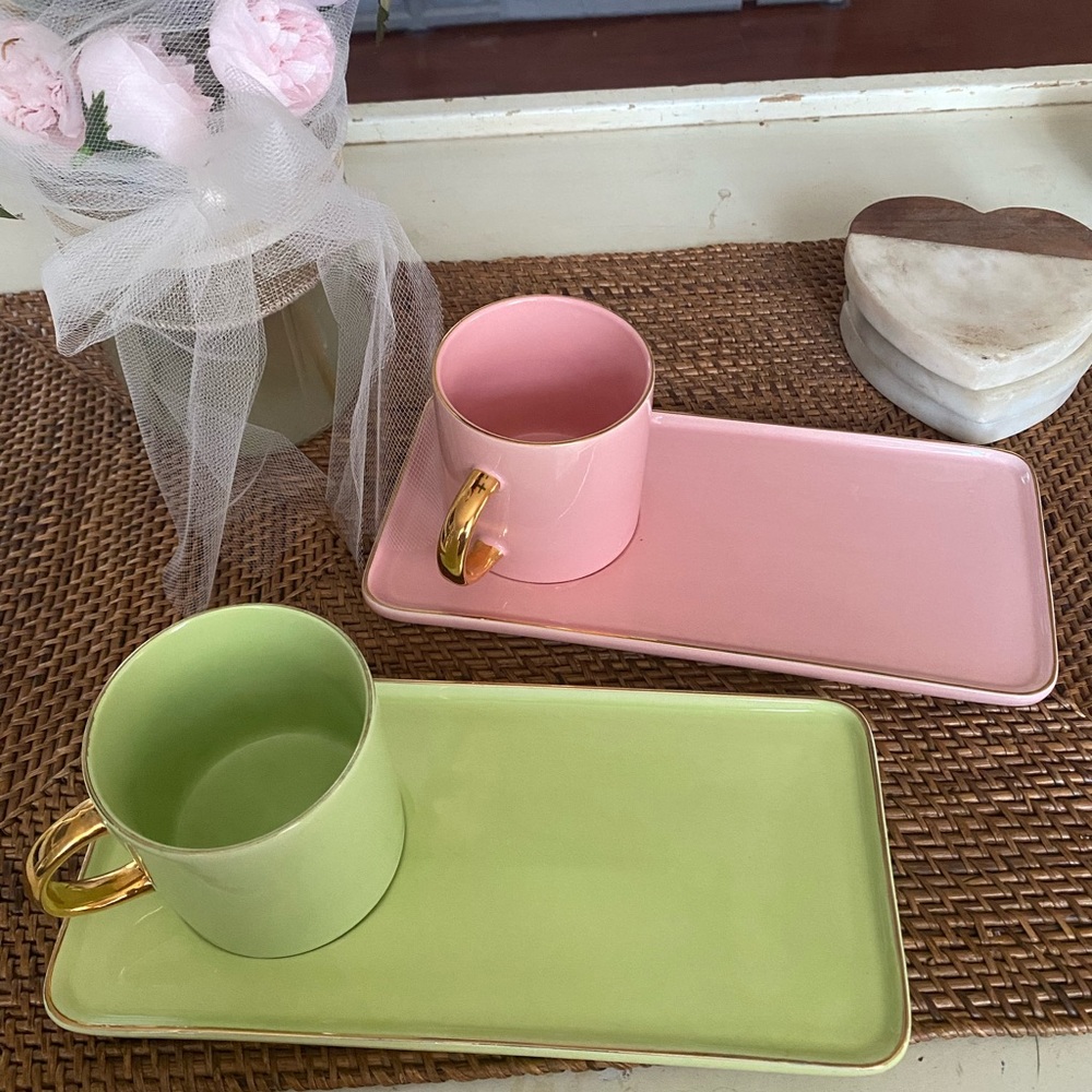 Set of tea party trays